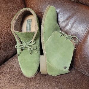 Eddie Bauer Olive Chukka Boots Size 9 Women's 302